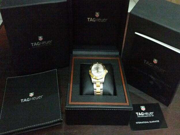 Tag Heuer Aquaracer WAF 1120 mens watch***** R10000 OR MAKE ME AN OFFER- Trade Ins welcome*****